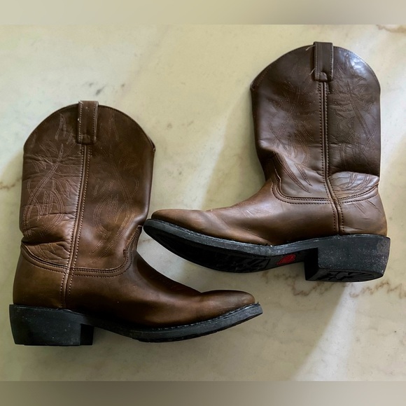 Justin Dark Brown Tan Leather Men's 12 B Round Toe Western Heel Cowboy Boots - Picture 2 of 7